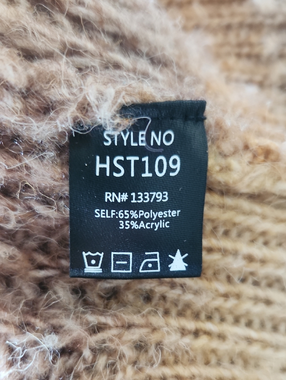 POL..Cable Knit Sweater - Picture 11 of 12